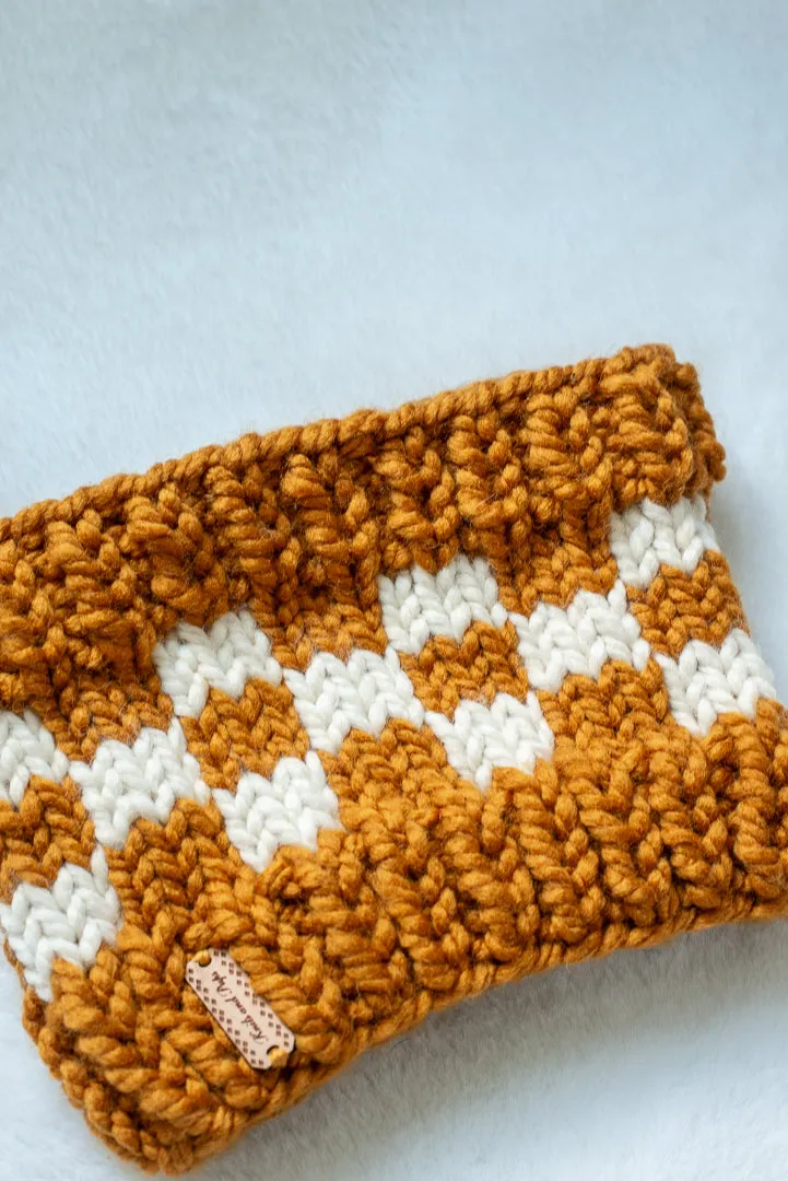 Checkered Pet Cowl