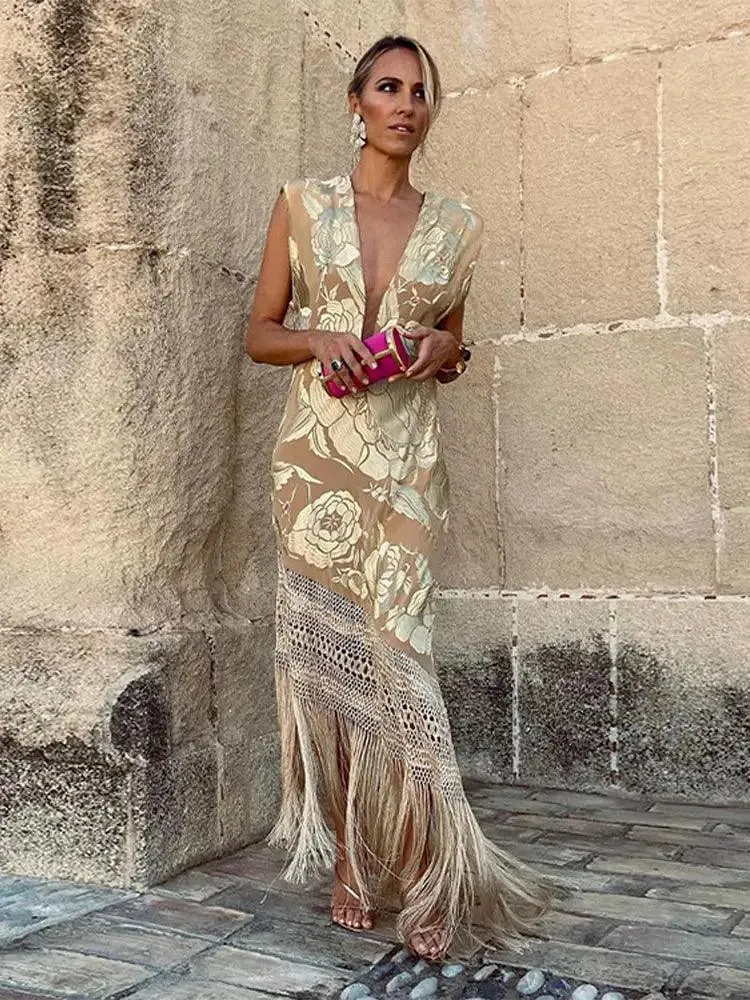 Chic V Neck Tassels Long Dress: Elegant Sleeveless Apparel for Vacation & Party