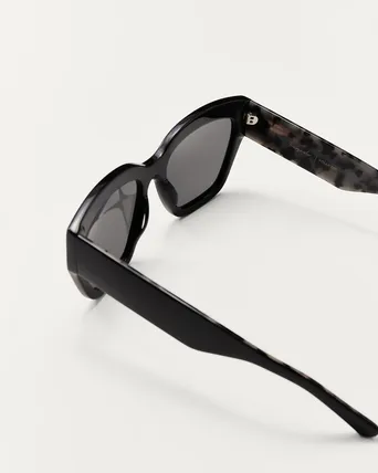 Incognito Black Sunnies