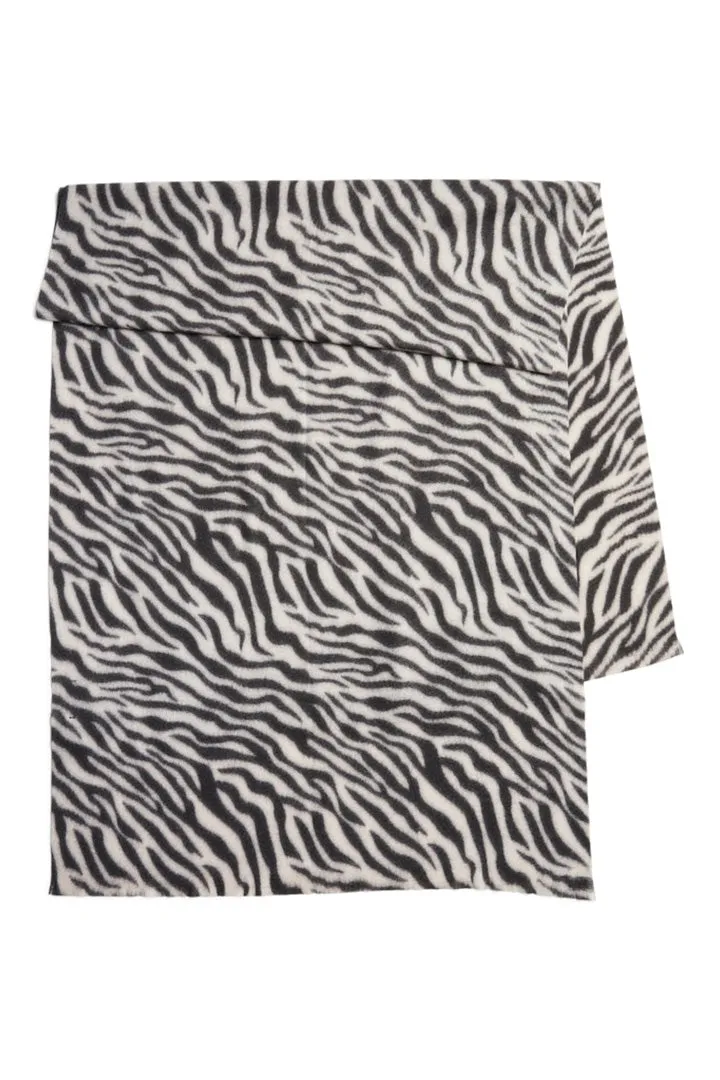 Norna Long Scarf